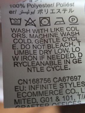 SHEIN Black and White Size Tag